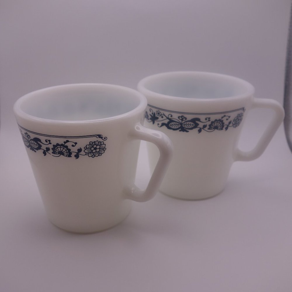 Two(2) Pyrex Blue Onion Pattern 300ml Coffee Mugs